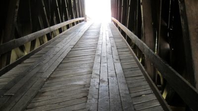 covered bridge picture